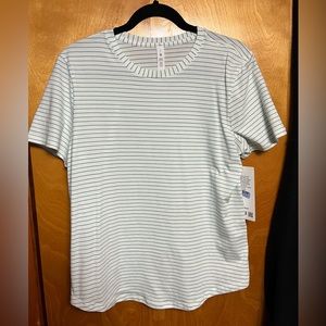 Lululemon Love T-shirt blue and white striped women’s size 8